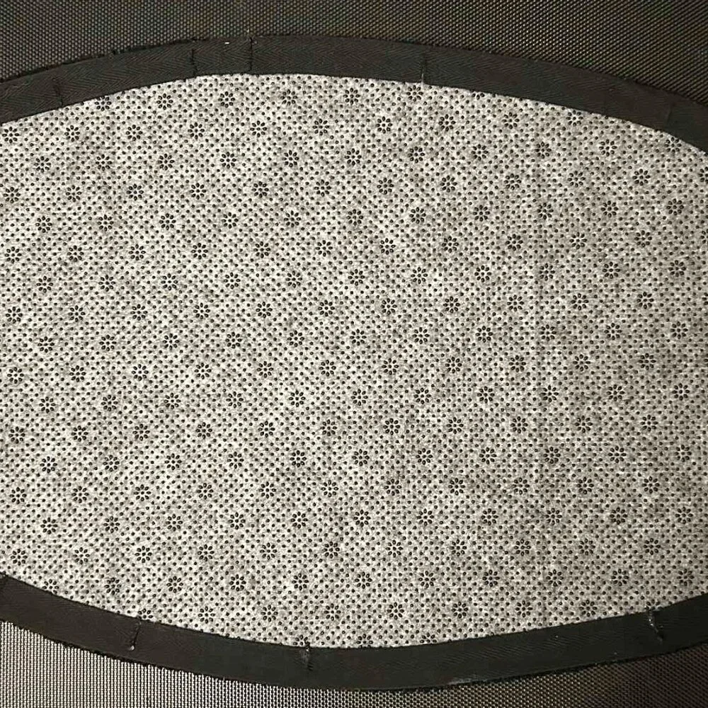 15"x27" Batman Logo Handmade Tufted Rug - Picture 5 of 5